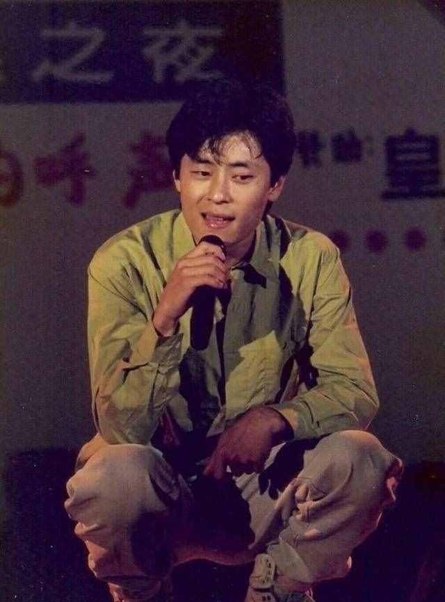 浪子王杰的傳奇一生，兩段婚姻妻子都離他而去，后被人毒壞噪子