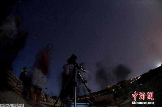 入秋北半球星空不“寂寞” 流星雨及四星伴月“秀場”