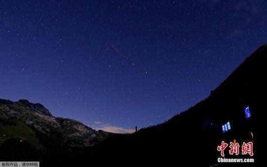 入秋北半球星空不“寂寞” 流星雨及四星伴月“秀場”