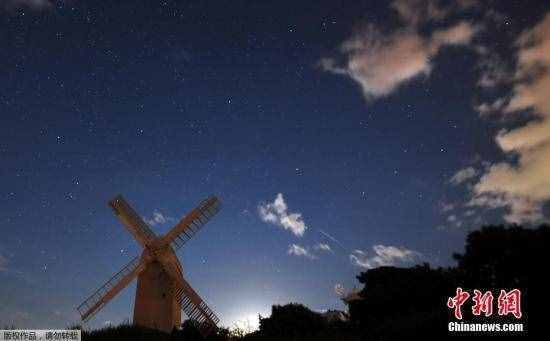 入秋北半球星空不“寂寞” 流星雨及四星伴月“秀場”
