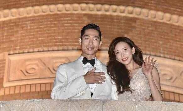 林志玲婚宴場地布置簡單浪漫，菜品色澤亮麗，還為賓客提供刨冰