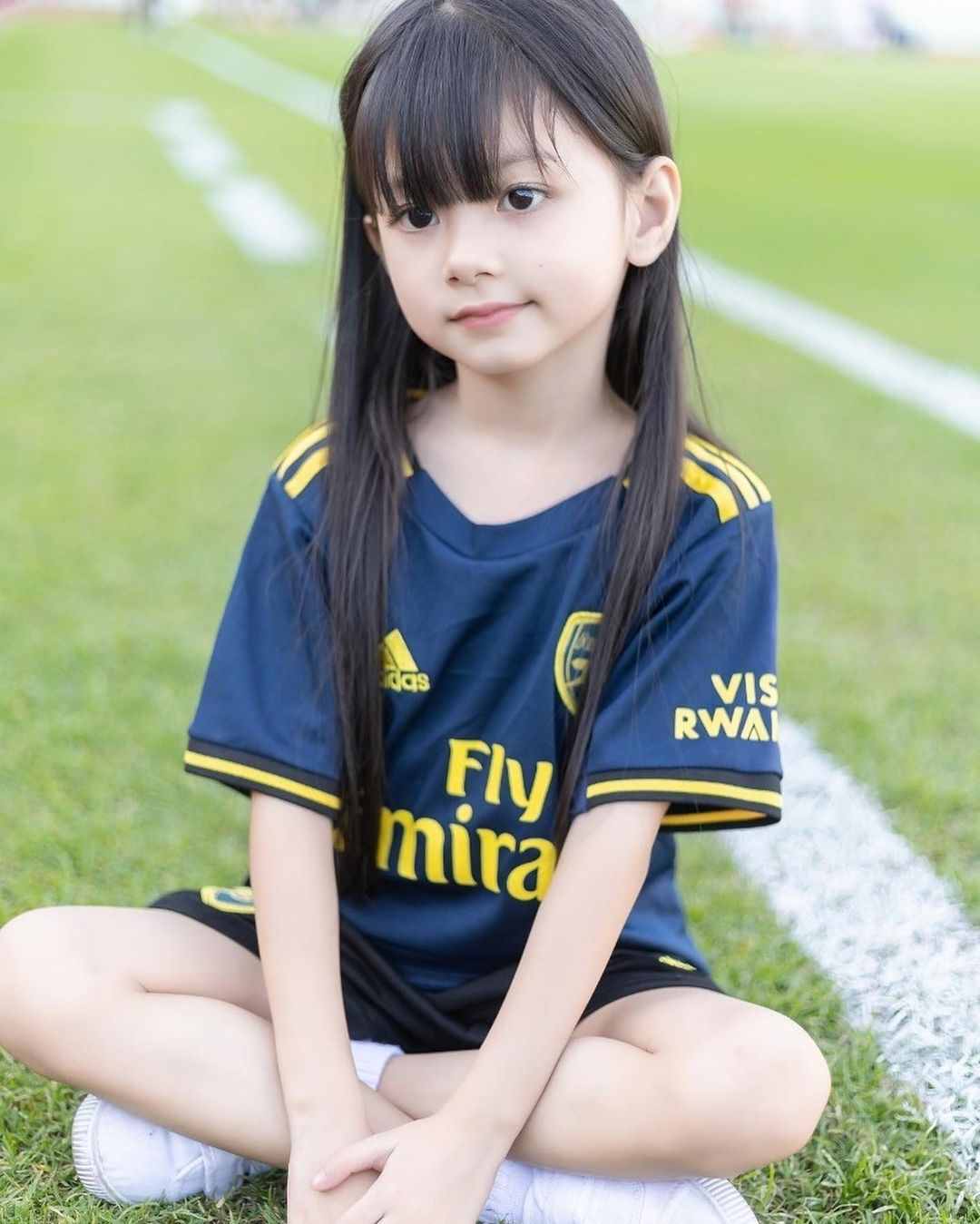 泰國軟萌小蘿莉可愛到爆炸！天使神顏，弟弟顏值也超高