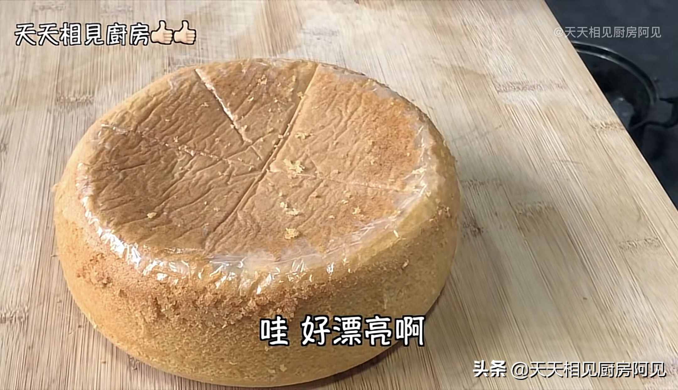 家里有電飯煲和雞蛋就能做蛋糕，第一次做就能成功，蓬松暄軟