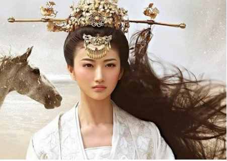 景甜干爹是誰 背后金主后臺強(qiáng)硬很嚇人竟連王思聰都惹不起