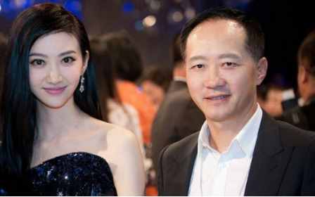 景甜干爹是誰 背后金主后臺強(qiáng)硬很嚇人竟連王思聰都惹不起
