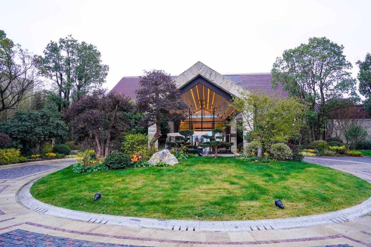 杭州后花園新開一家神仙酒店，藏在醉美山水秘境里，寧?kù)o而避世