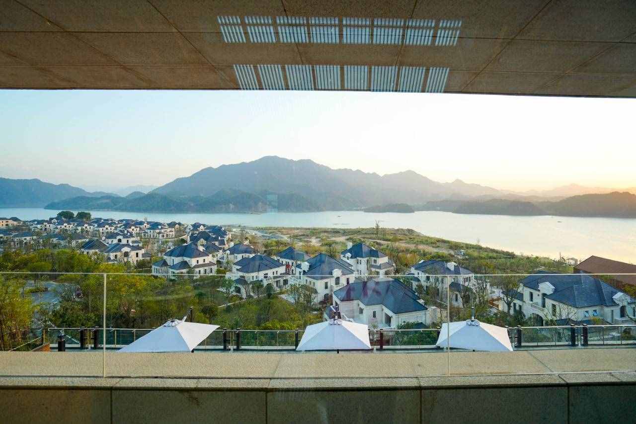 杭州后花園新開一家神仙酒店，藏在醉美山水秘境里，寧?kù)o而避世