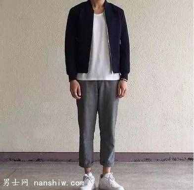 夏秋交換季8款男生搭配圖，簡(jiǎn)單穿搭輕松打造帥氣男