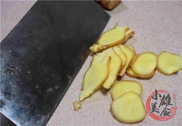 廚師長(zhǎng)：磨刀要橫磨還是豎磨？這才是正確做法，舊刀瞬間變新刀