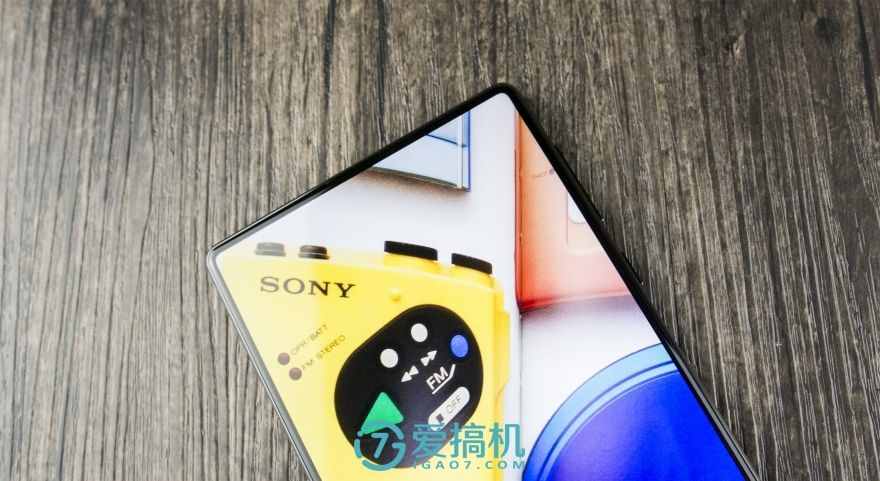 可以觸碰的概念 小米MIX詳細評測