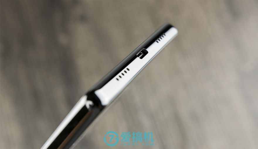 可以觸碰的概念 小米MIX詳細評測