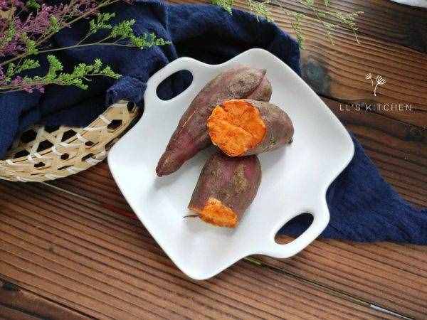 #父親節(jié)，給老爸做道菜#三步做好：微波爐烤地瓜