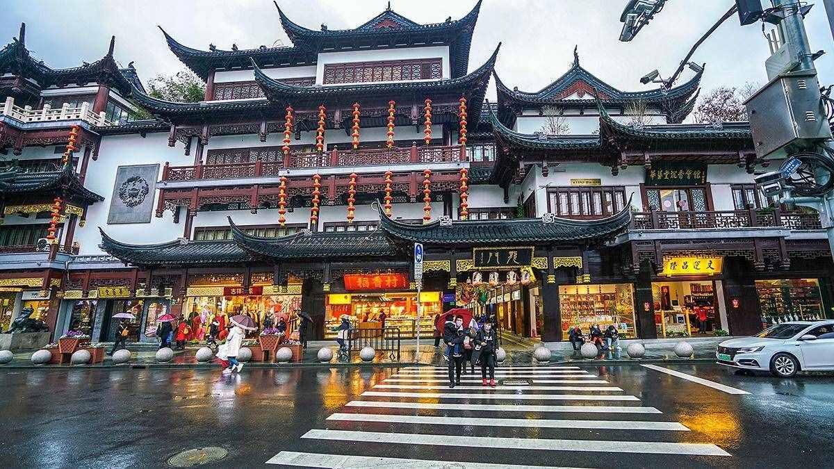 上海一日游安排路線，將經(jīng)典景點(diǎn)全部玩轉(zhuǎn)，充實(shí)又有趣的一天