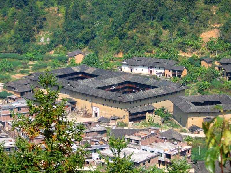 中國各地傳統(tǒng)民居的特色，從四合院窯洞到土樓圍屋
