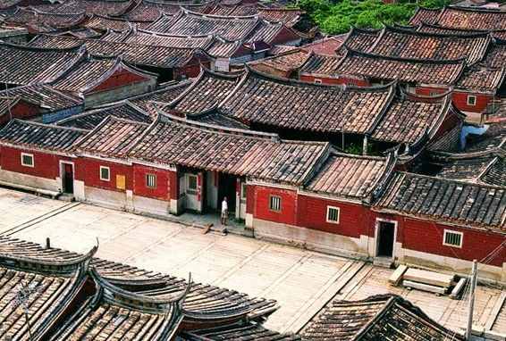 中國各地傳統(tǒng)民居的特色，從四合院窯洞到土樓圍屋