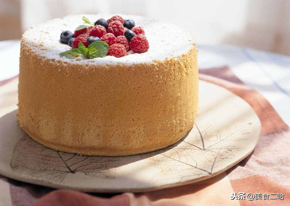 電飯煲蛋糕詳細(xì)教程，不塌陷不回縮，入口即化，真是太好吃啦