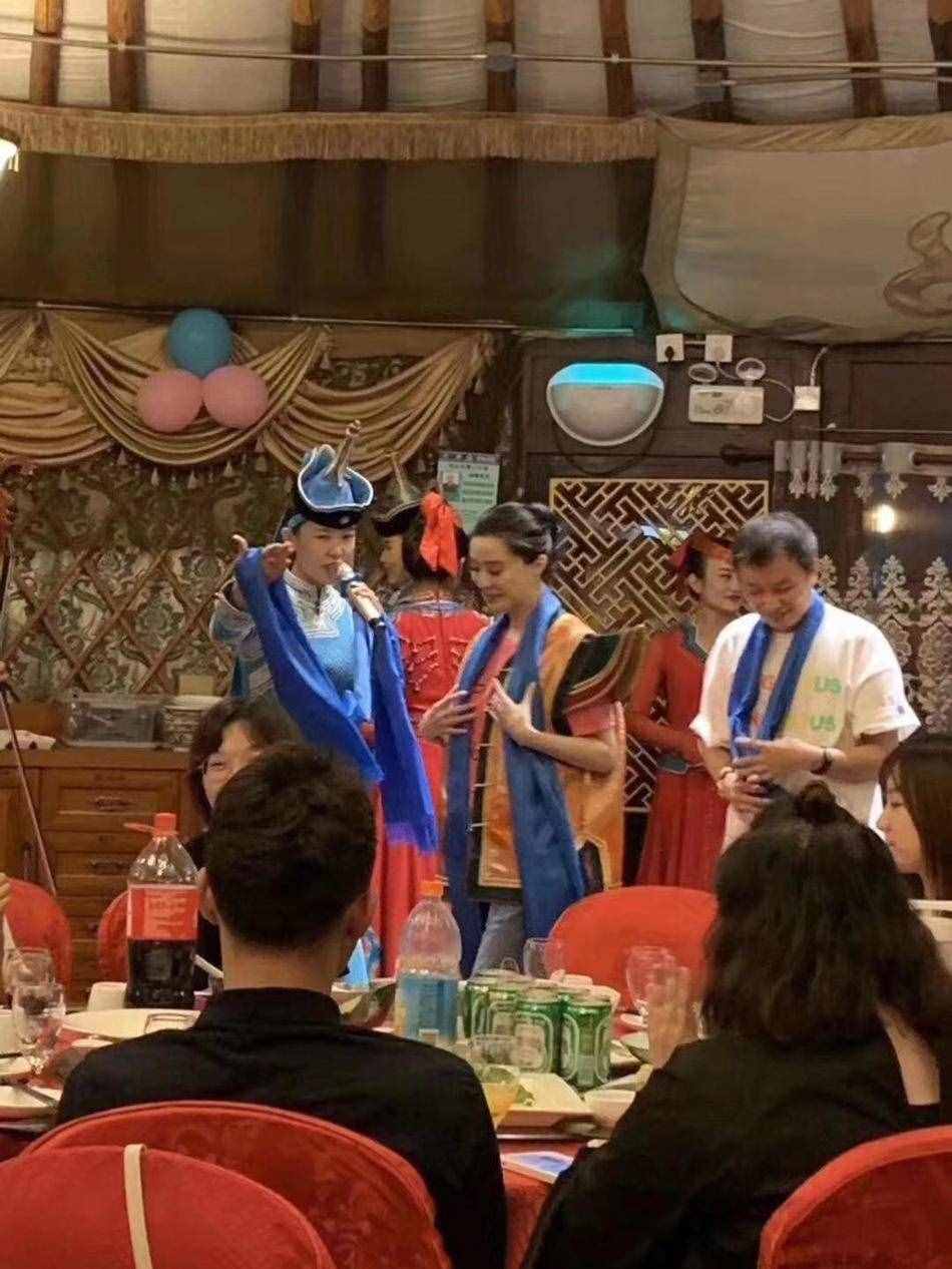 知情人曝范冰冰分手原因，細數(shù)李晨五大過錯？透露是弟弟幫其還款