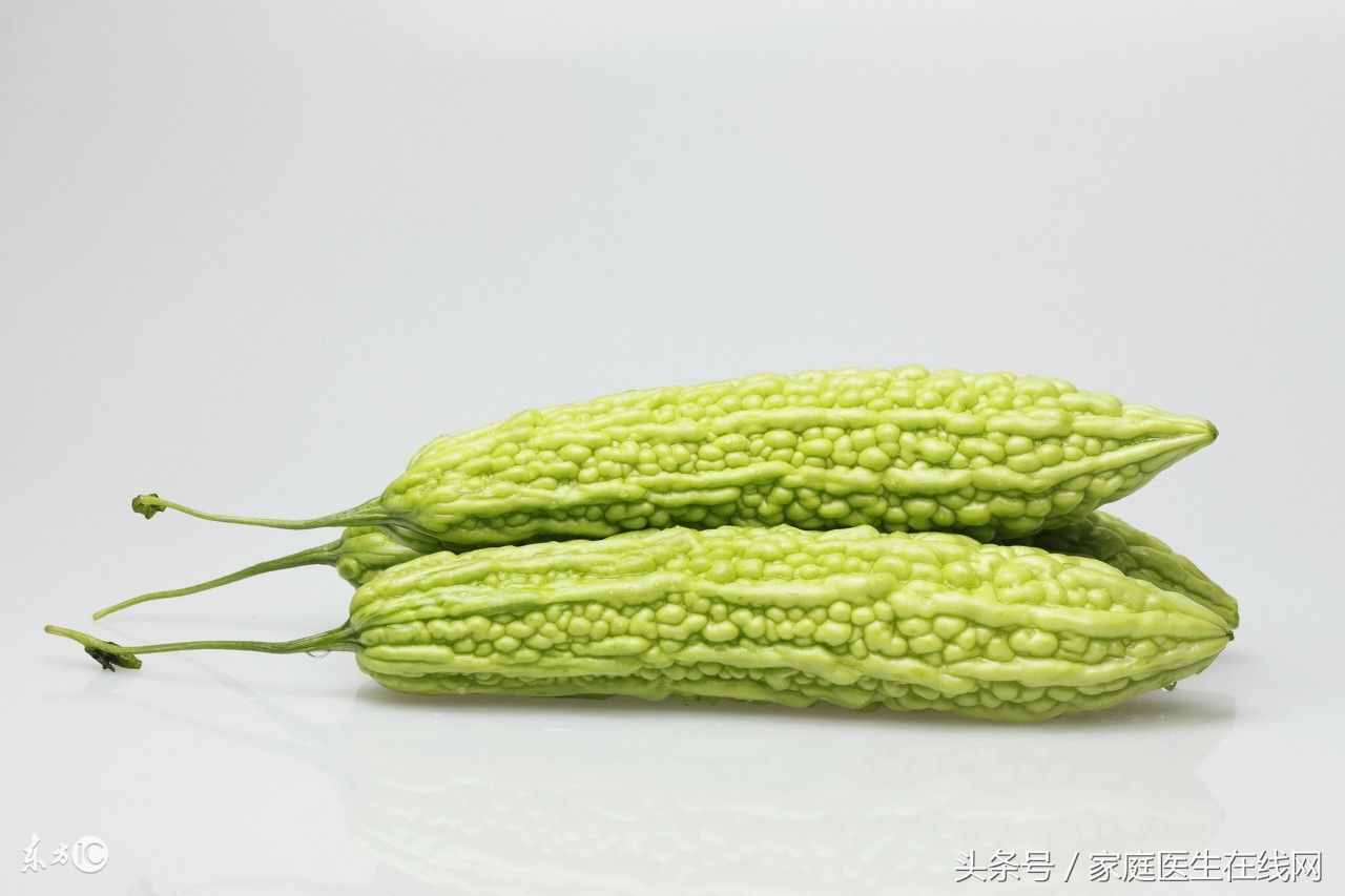 想要讓咬肌變小，這4個方法跟著做，試過的人都很滿意