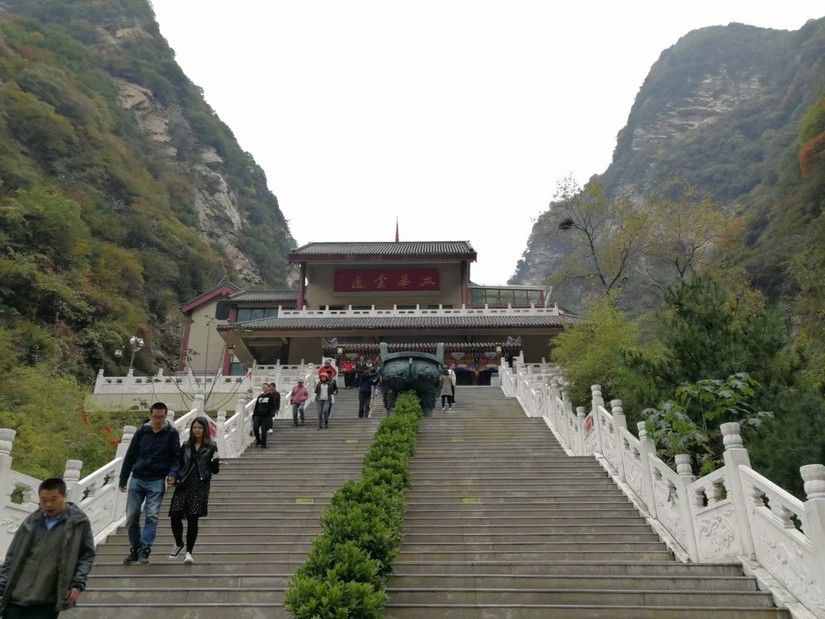 五岳之一，西岳華山