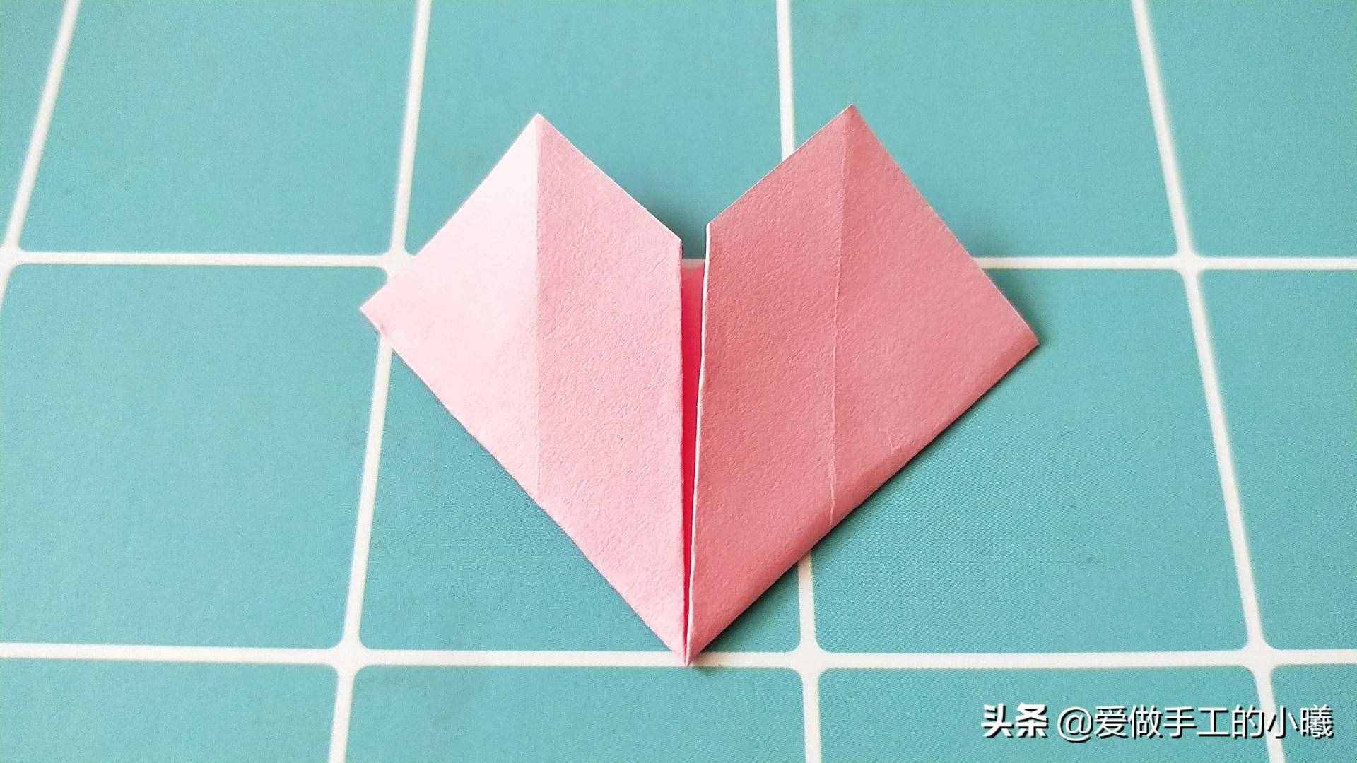折紙教程：愛(ài)心戒指圖解，簡(jiǎn)單漂亮又別致，快來(lái)看看