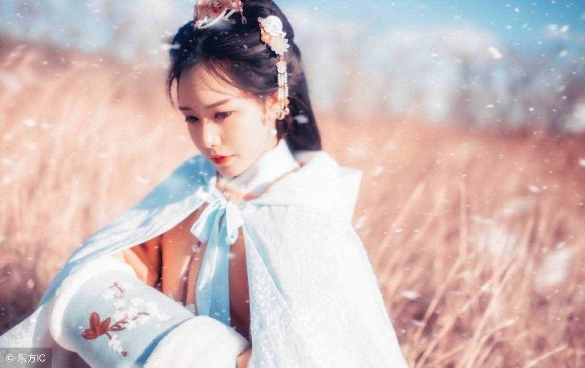 2018年寒假 大學(xué)生 社會實(shí)踐報告三篇