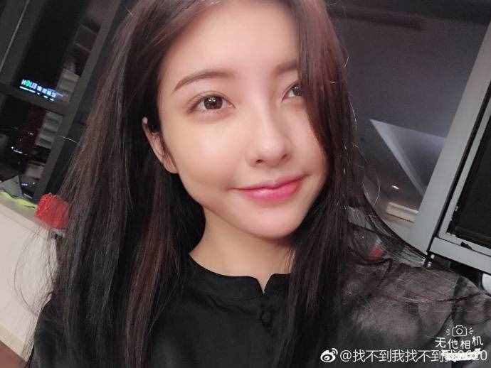 豆得兒回應(yīng)與王思聰分手，快瘋了，每天只睡4小時！