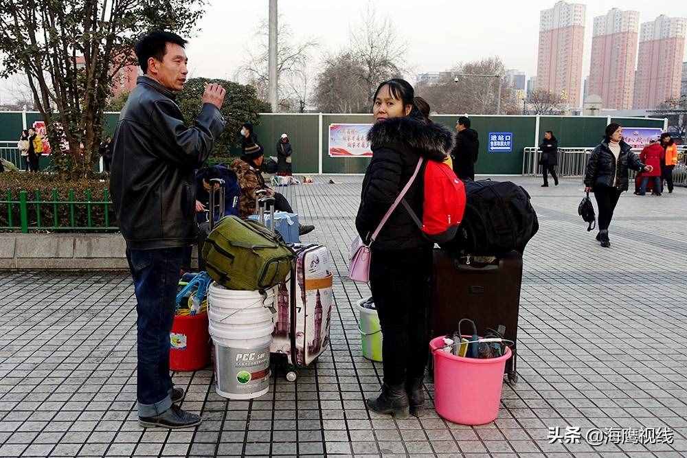 在火車站取網(wǎng)上訂的票，沒有想到這么簡單，三步就可以搞定