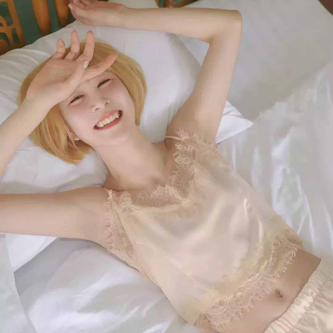 夏日寫真服飾大解析！這 11 件拍照必備單品你都有了嗎？