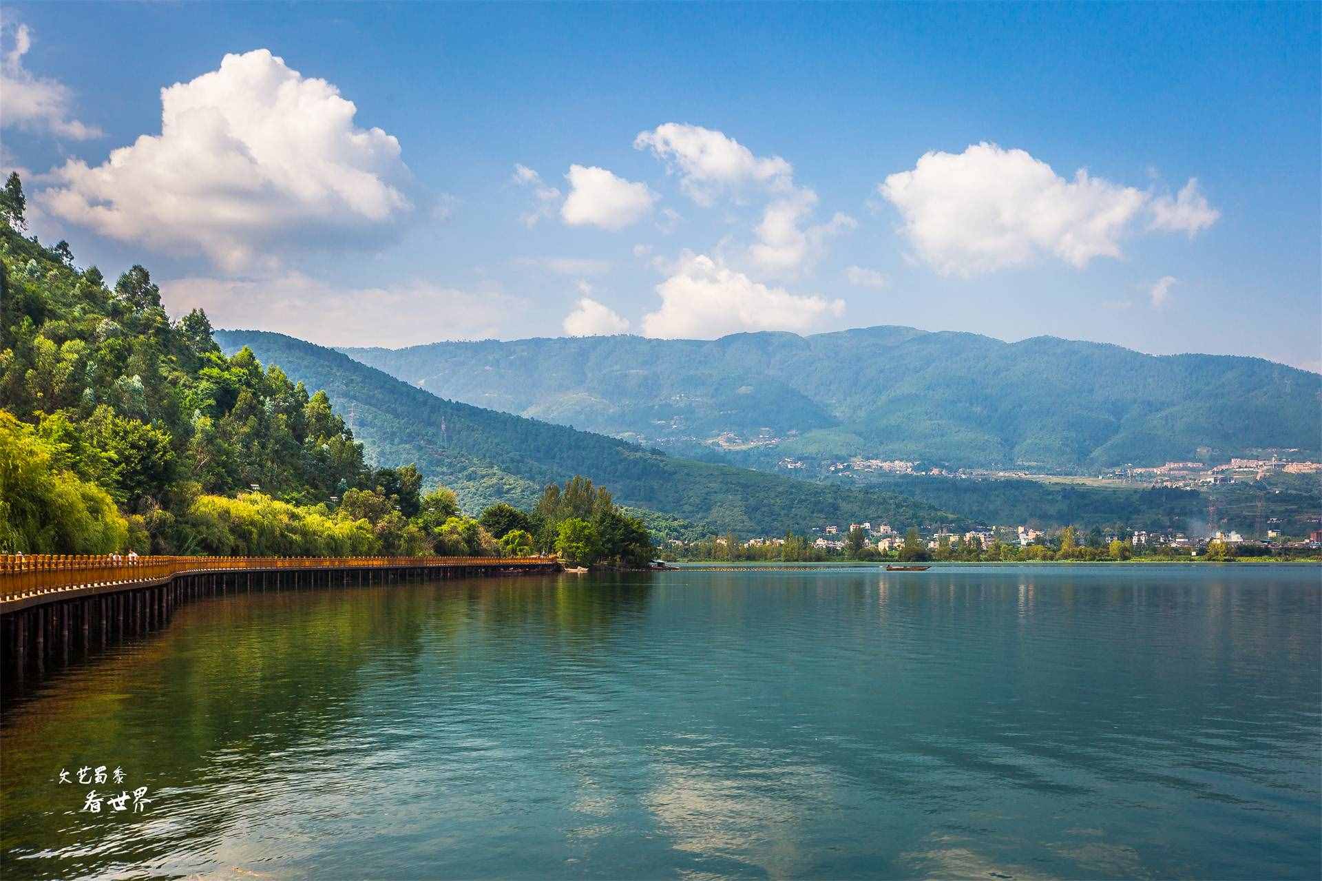8月避暑旅游兩不誤，強(qiáng)烈推薦這4個(gè)地方，人少、景美、好玩