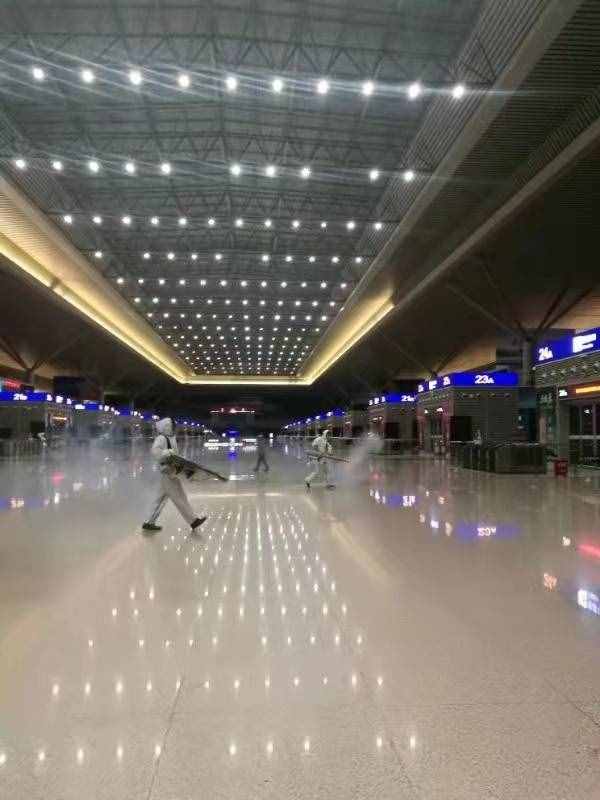 實(shí)探鄭州東站：核酸證明電子版紙質(zhì)版均可，有旅客未出結(jié)果來(lái)“碰運(yùn)氣”都被勸返