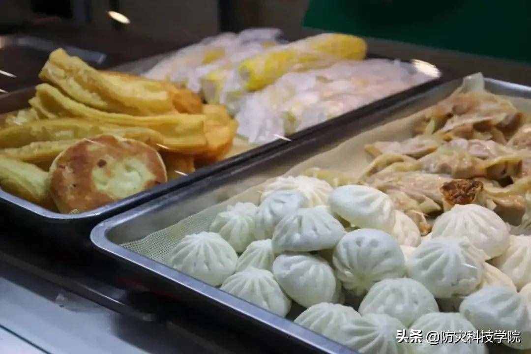 @新同學：迎新當天，ta的身影最特別