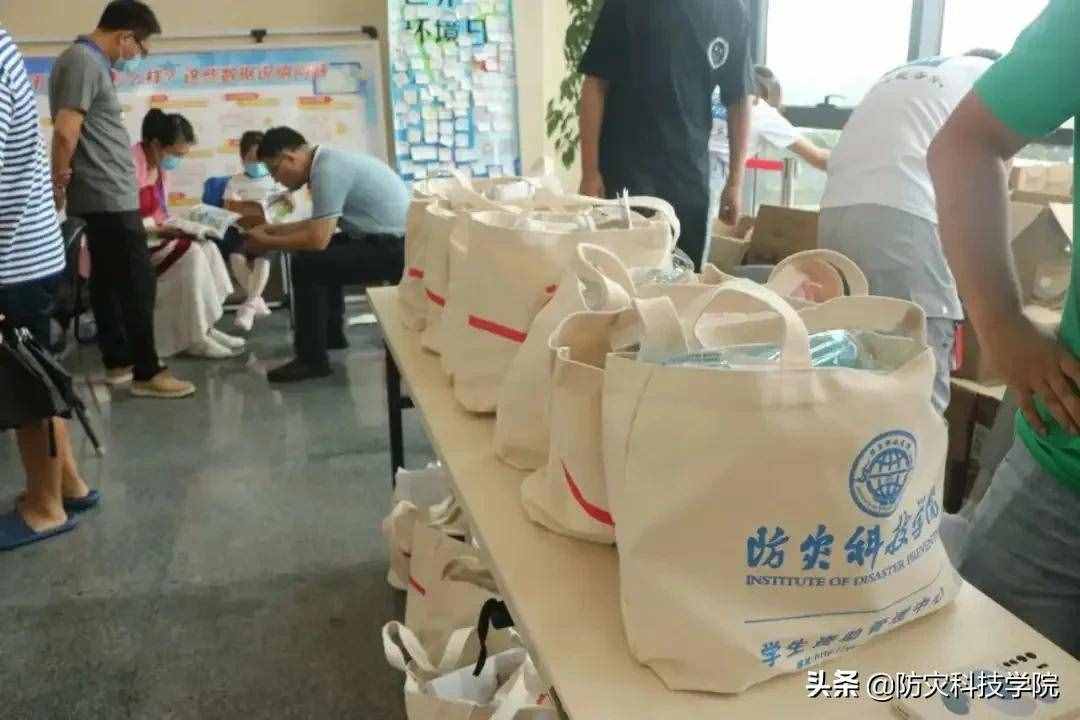 @新同學：迎新當天，ta的身影最特別