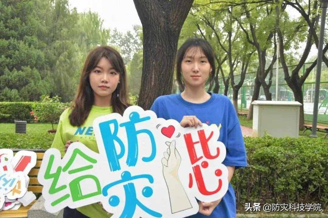 @新同學：迎新當天，ta的身影最特別