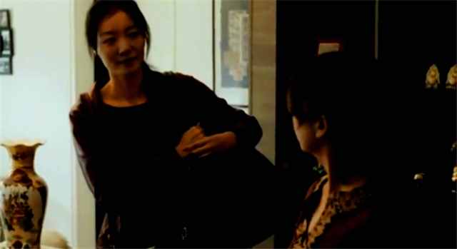 下海：“墜落”成巴黎站街女的中國女人，是一段難以啟齒的“痛”