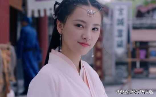 “武大女神”黃燦燦：美貌出名媲美大S，整容臉僵自毀星途