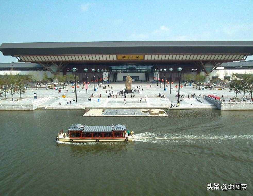 航拍蘇州火車站，建筑風(fēng)格全國都不多見