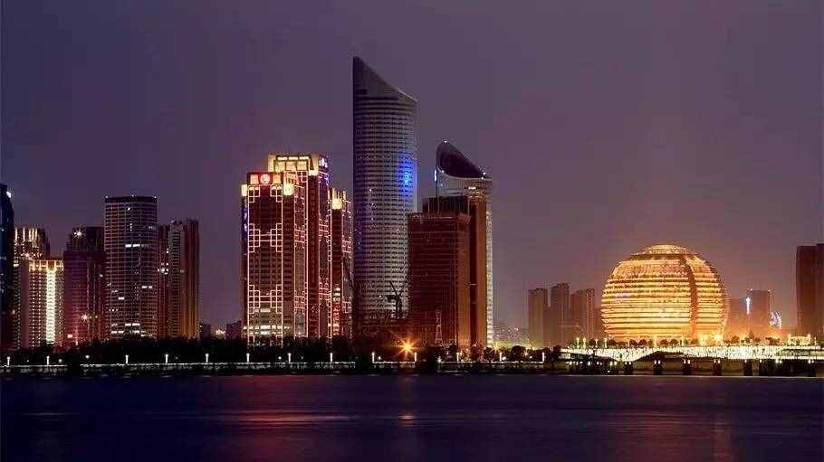 坐船夜游錢塘江，免費(fèi)機(jī)會(huì)等著你！（內(nèi)附美圖）