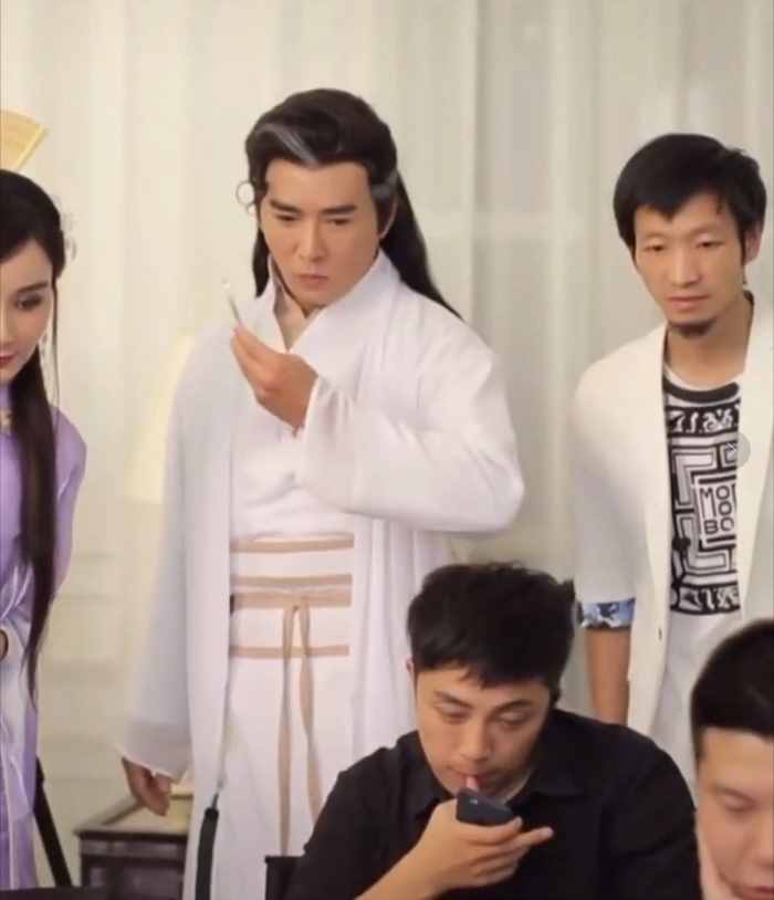 《小李飛刀》演員現(xiàn)狀：男主婚變，女主臉僵，男二坐擁百億票房