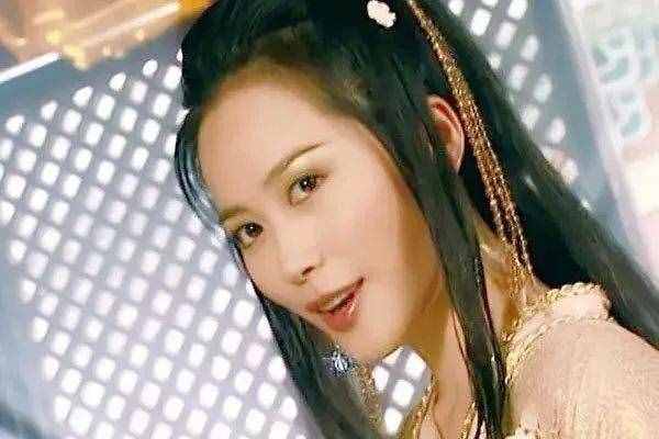 《小李飛刀》演員現(xiàn)狀：男主婚變，女主臉僵，男二坐擁百億票房