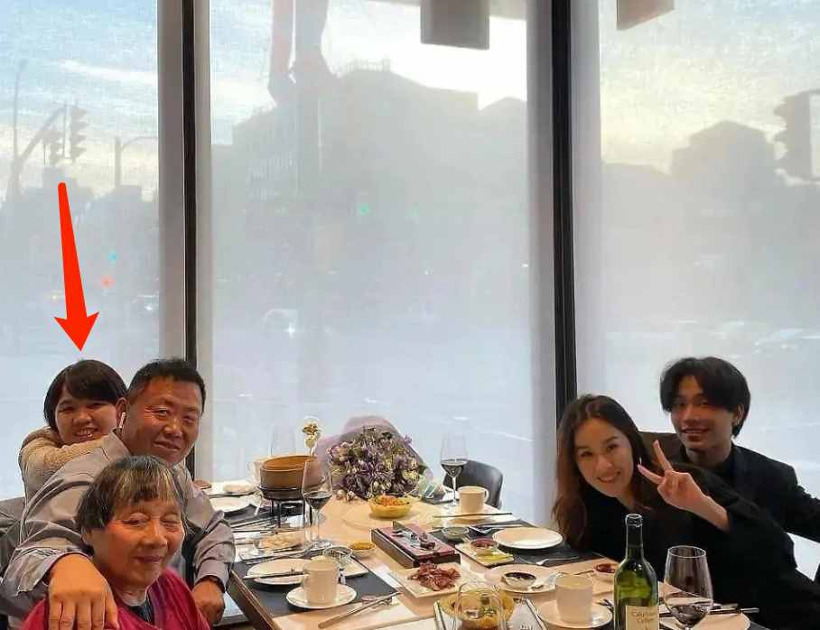 陳坤妻子身份曝光？被傳保姆年僅19歲便為其產(chǎn)子，本人無(wú)奈回應(yīng)