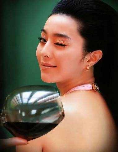 回眸一笑百媚生，明星們的回眸一笑，各種美麗，各種喜感