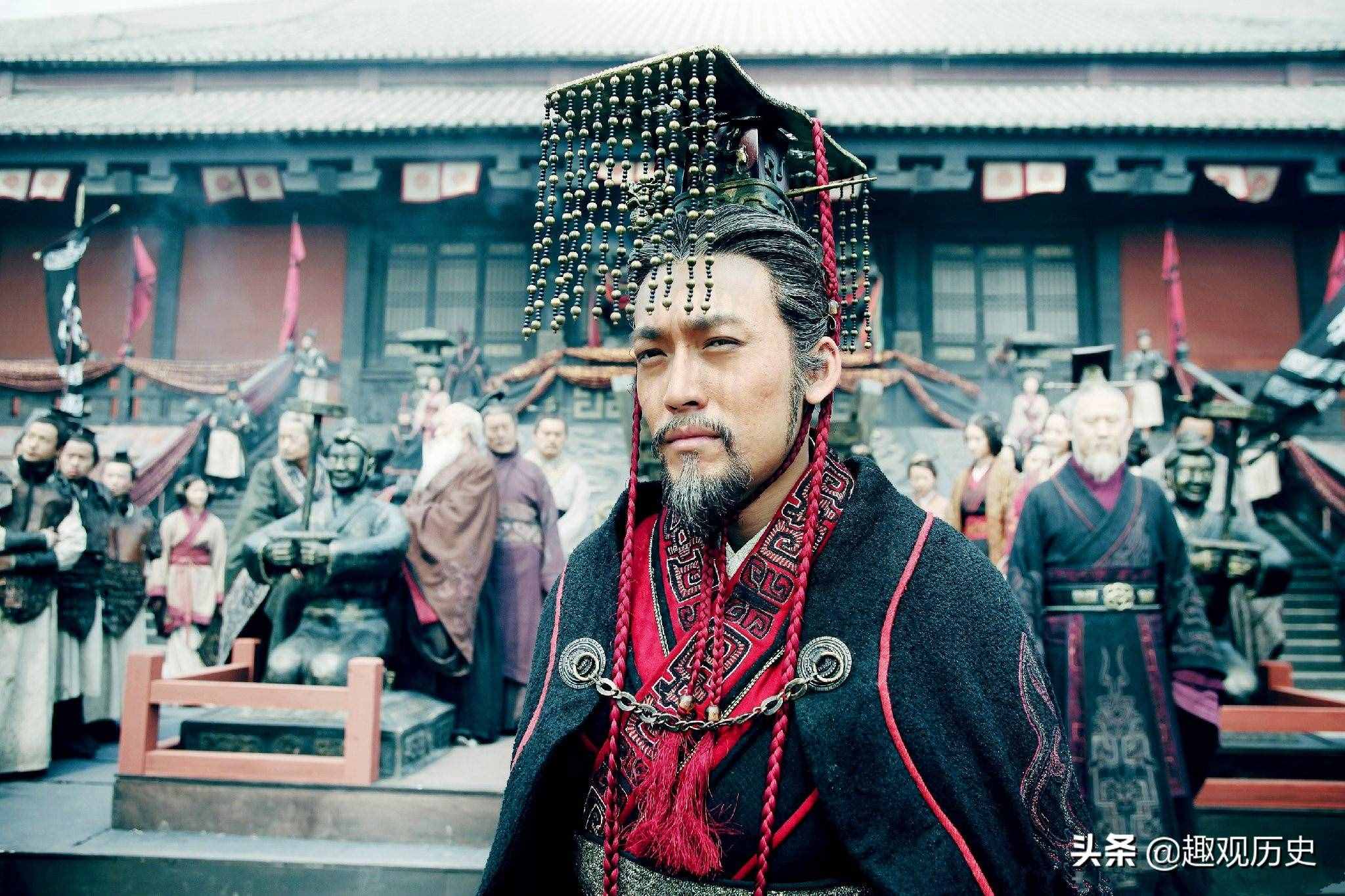 此人苦熬十四年方才繼位，親政三天就離奇駕崩，孫子乃是千古一帝
