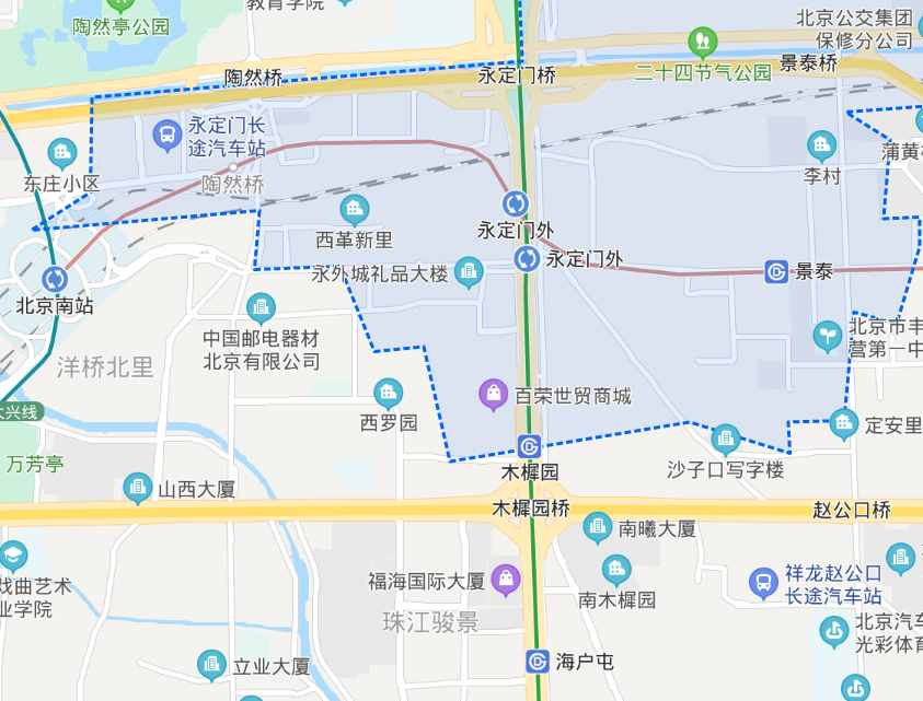 北京地鐵8號(hào)線的木樨園站：地跨豐臺(tái)、東城兩區(qū)，西側(cè)是世茂百榮