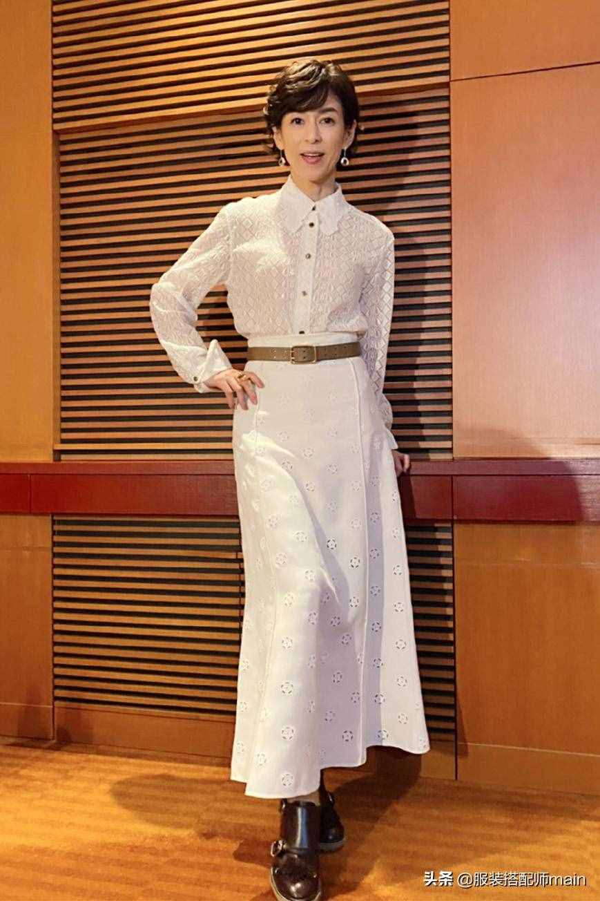 中年阿姨別一味打扮花哨，學(xué)日本中年女人這樣穿，知性優(yōu)雅又高級(jí)
