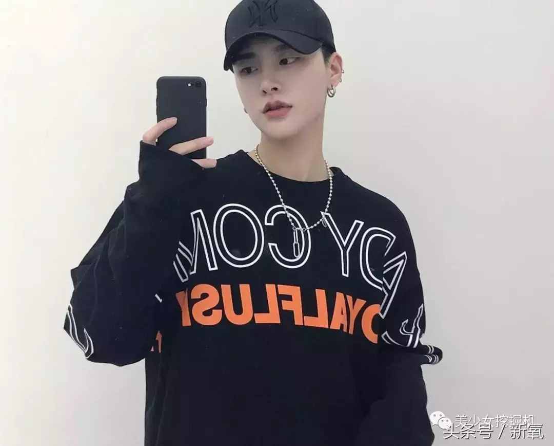 復(fù)古女神南笙以前竟然這！么！帥！