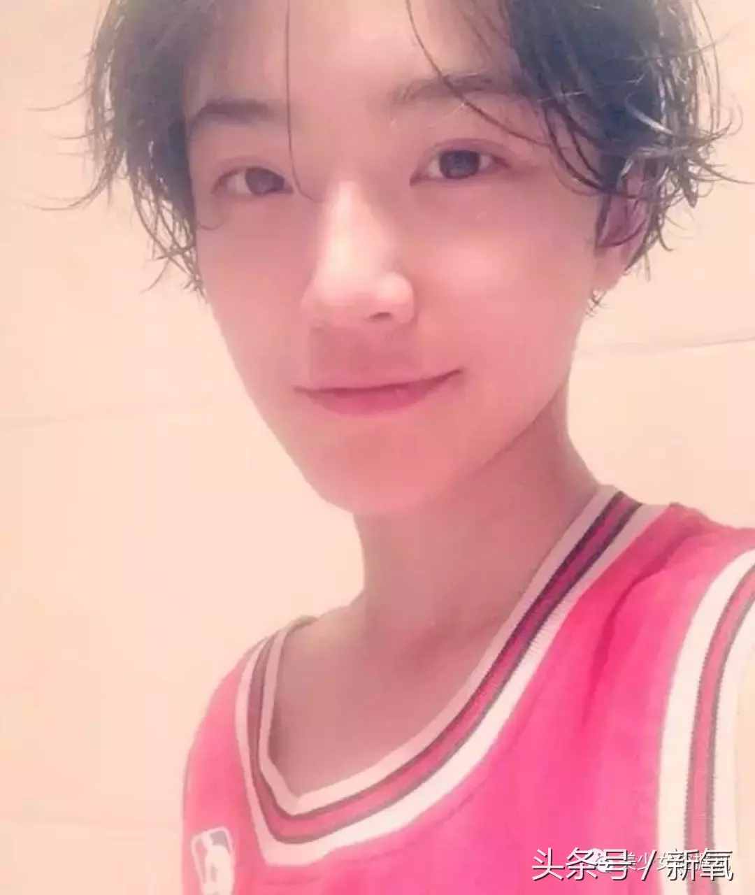 復(fù)古女神南笙以前竟然這！么！帥！