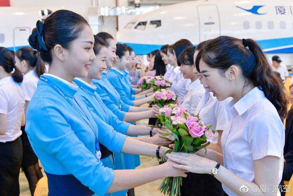 廈門航空迎來首批臺(tái)灣籍空姐 顏值高學(xué)歷高
